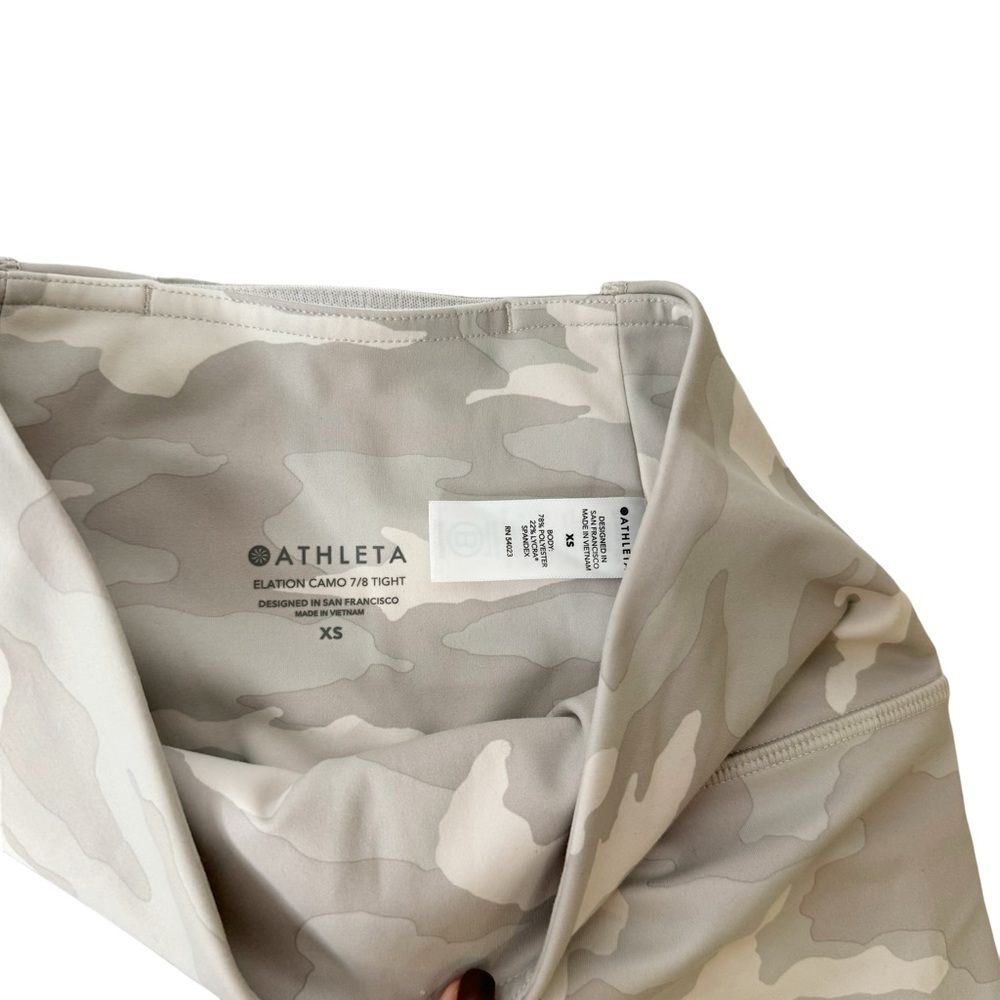 ATHLETA Gray Cream Camo Elation 7/8 Tight Gym Workout
Leggings Size XS - Picture 4 of 4